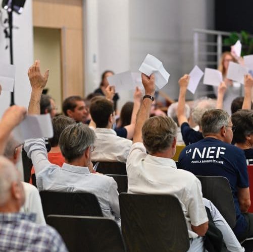 Photo de l'assemblée générale Nef, pour la banque éthique