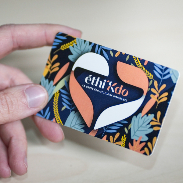 Image de la carte cadeau d'Ethikdo, alternative éco responsable pour Noël